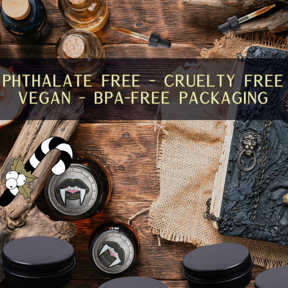 Roasty Toasty Reindeer Luxury Wickless Candle: Festive Fireplace Scent - Picture 4 of 7